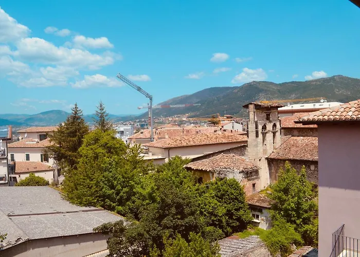 La Piazzetta * LʼAquila